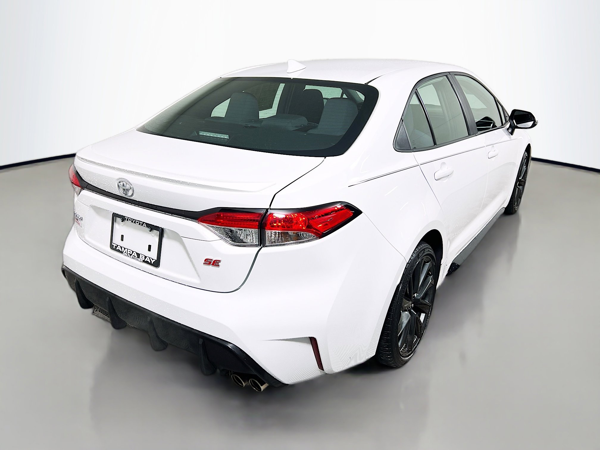 Used 2024 Toyota Corolla SE image 4