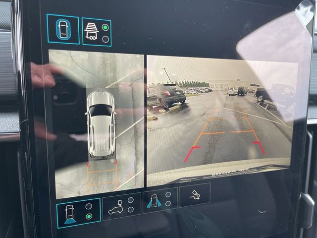 New 2026 GMC Acadia AT4 w/ Luxury Package image 17