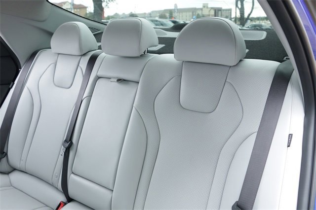 New 2026 Hyundai Elantra Limited image 20