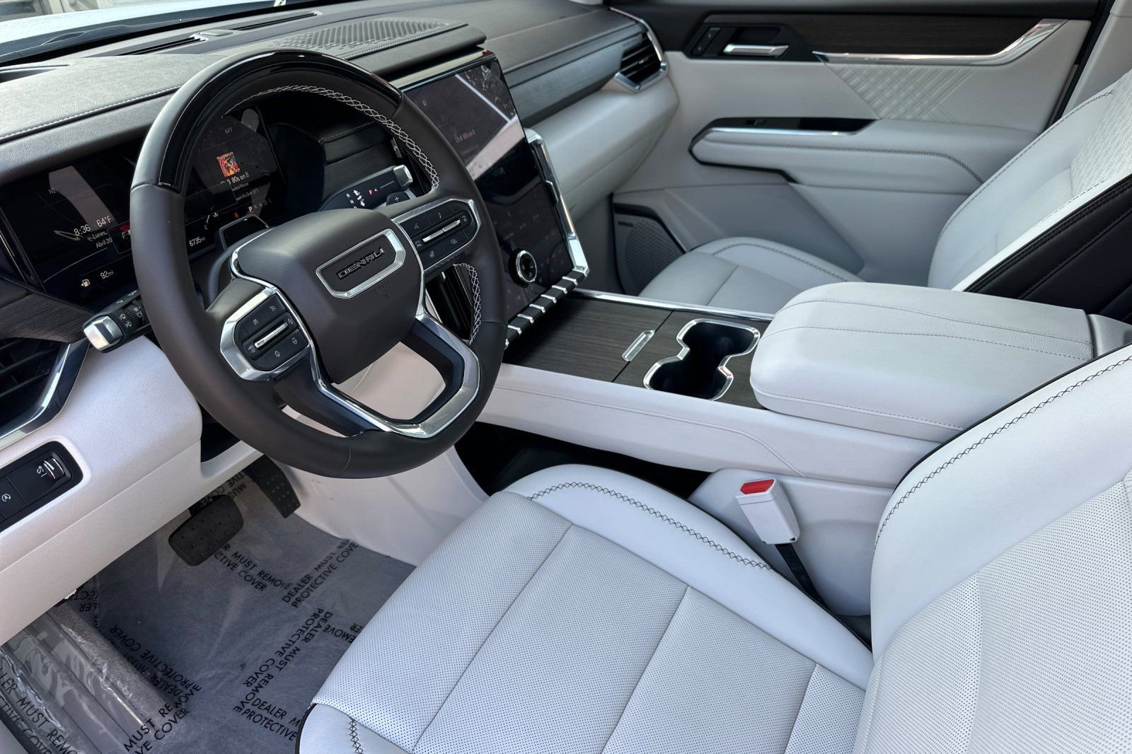 Certified 2025 GMC Acadia Denali w/ Super Cruise Package image 10