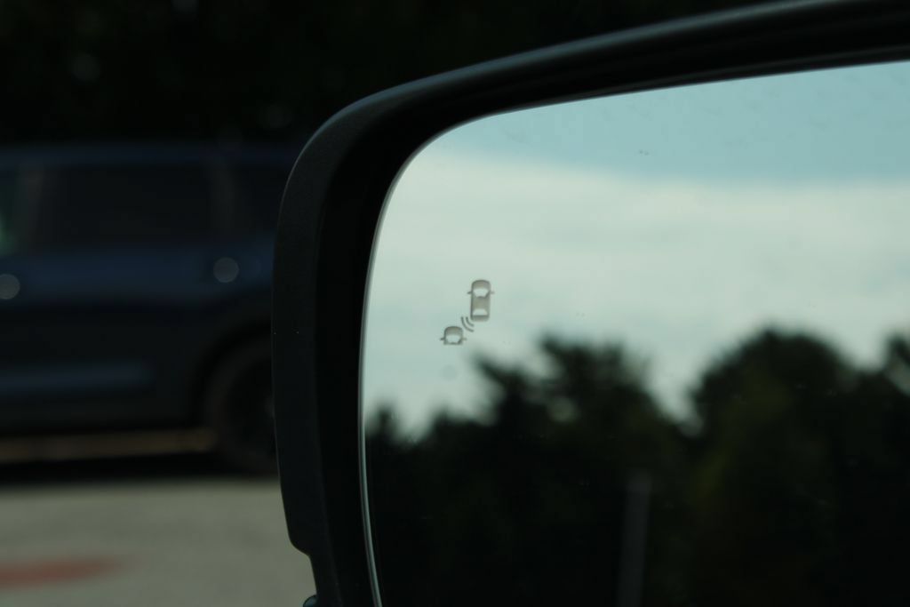 Certified 2025 Honda Pilot EX-L image 32