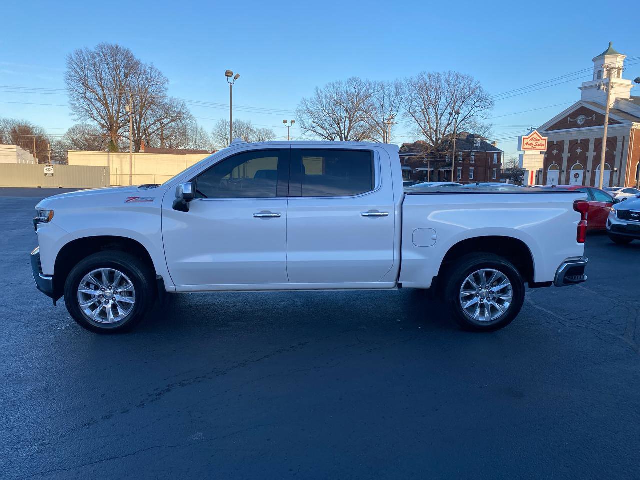 Used 2019 Chevrolet Silverado 1500 LTZ w/ LTZ Premium Package image 8