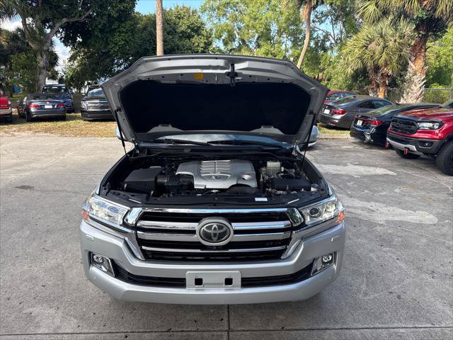 Used 2017 Toyota Land Cruiser AWD/4WD image 30