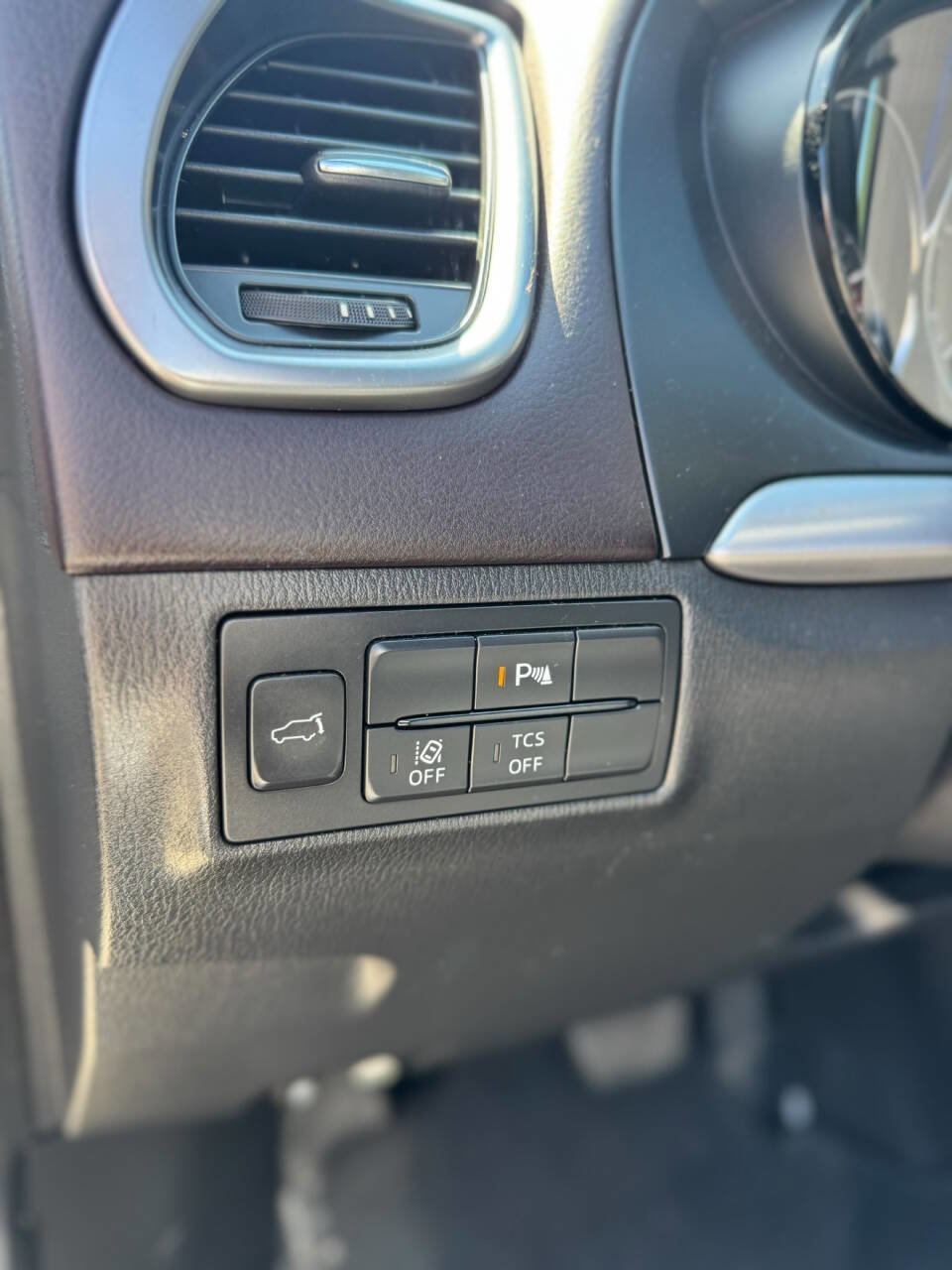 Used 2018 MAZDA CX-9 Grand Touring image 36