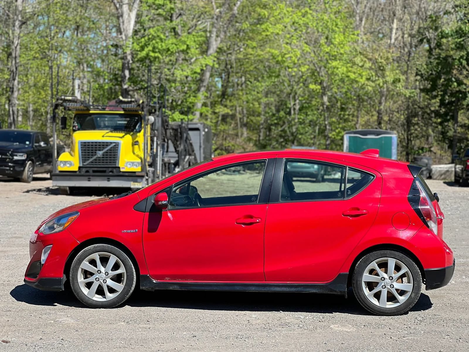 Used 2017 Toyota Prius C Four FWD image 3