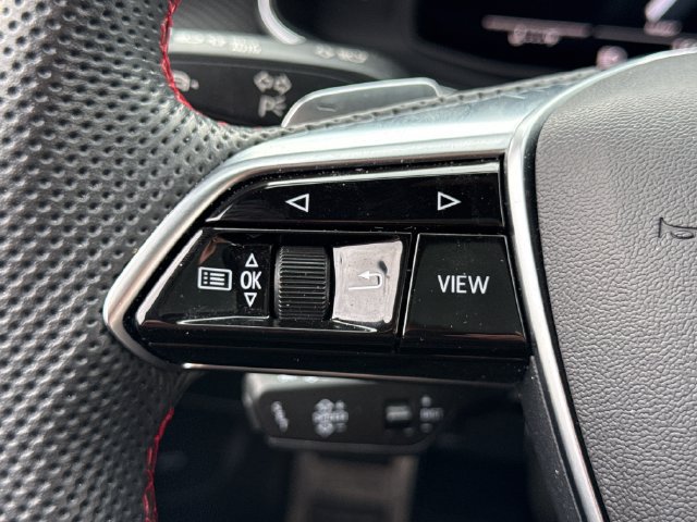 Used 2025 Audi S6 Premium Plus AWD/4WD image 40