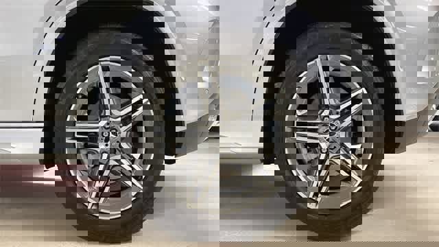 Certified 2024 Mercedes-Benz GLE 350 4MATIC image 11