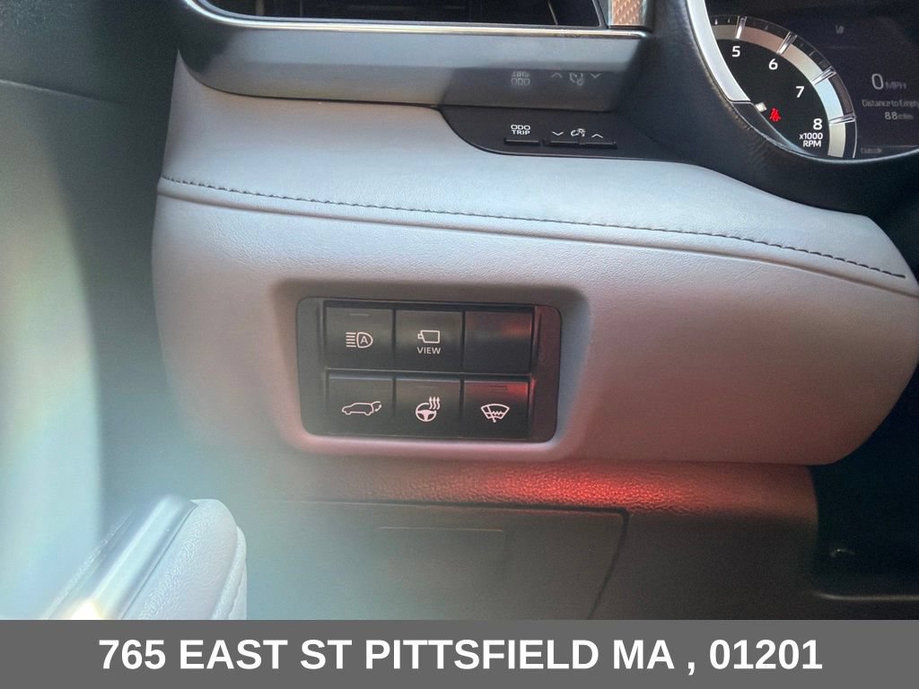 Used 2021 Toyota Highlander Platinum AWD/4WD image 13