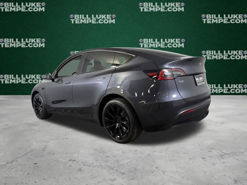 Used 2024 Tesla Model Y Long Range image 6