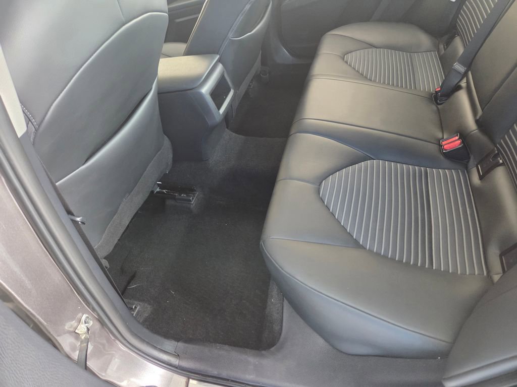 Used 2024 Toyota Camry SE FWD image 17