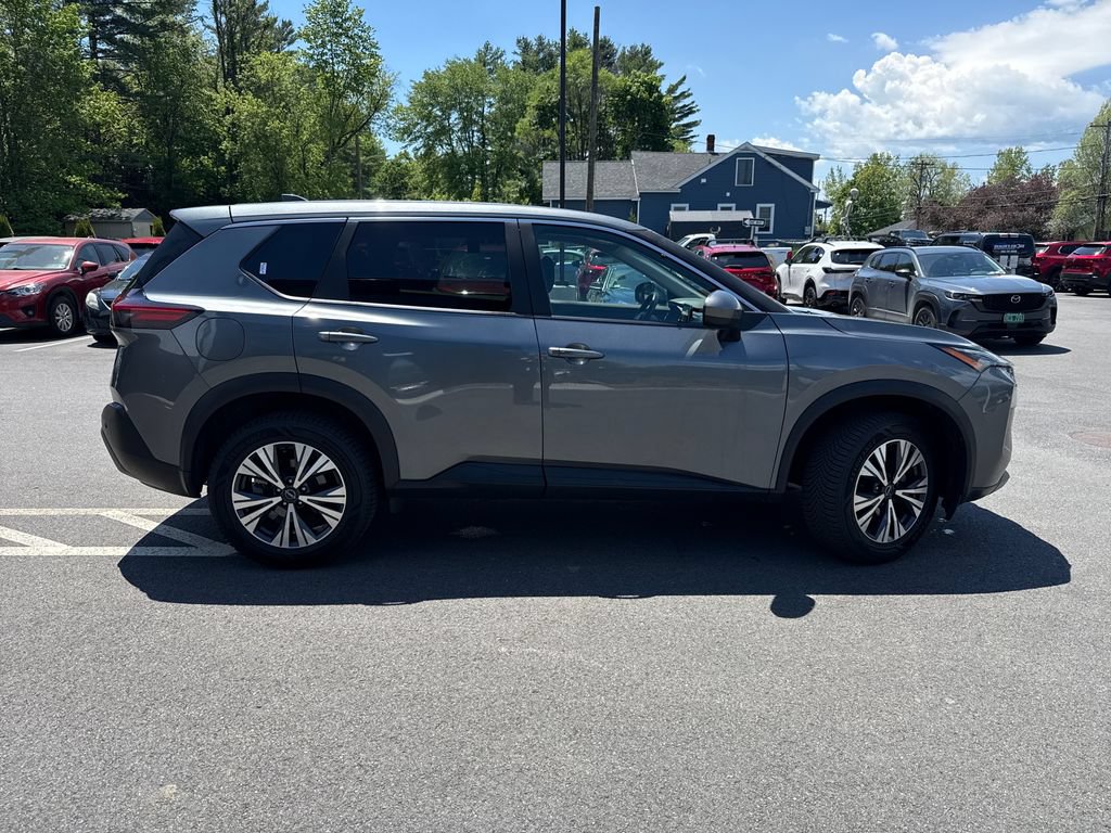 Used 2023 Nissan Rogue SV AWD/4WD image 6