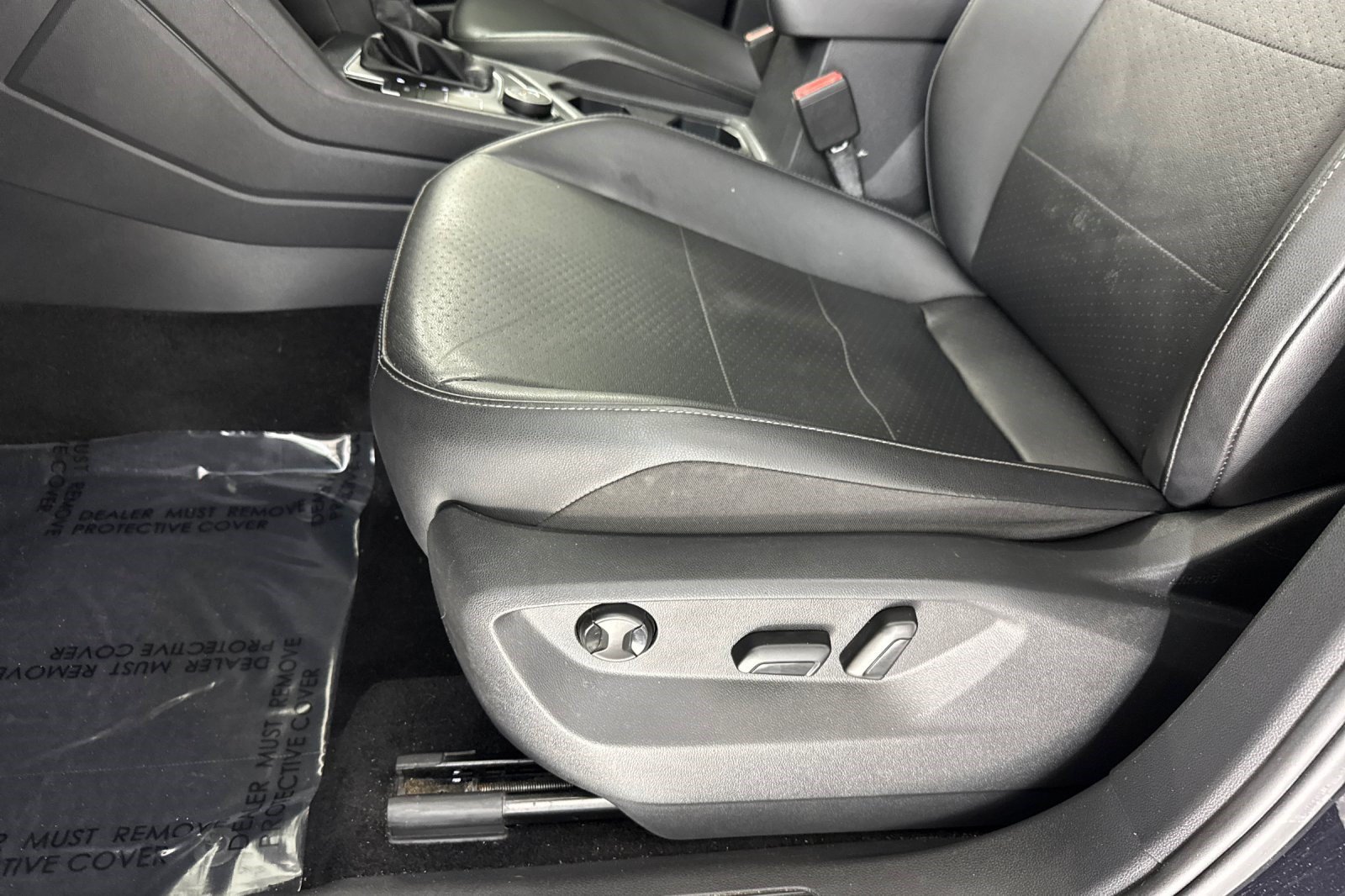Used 2019 Volkswagen Tiguan SE AWD/4WD image 15