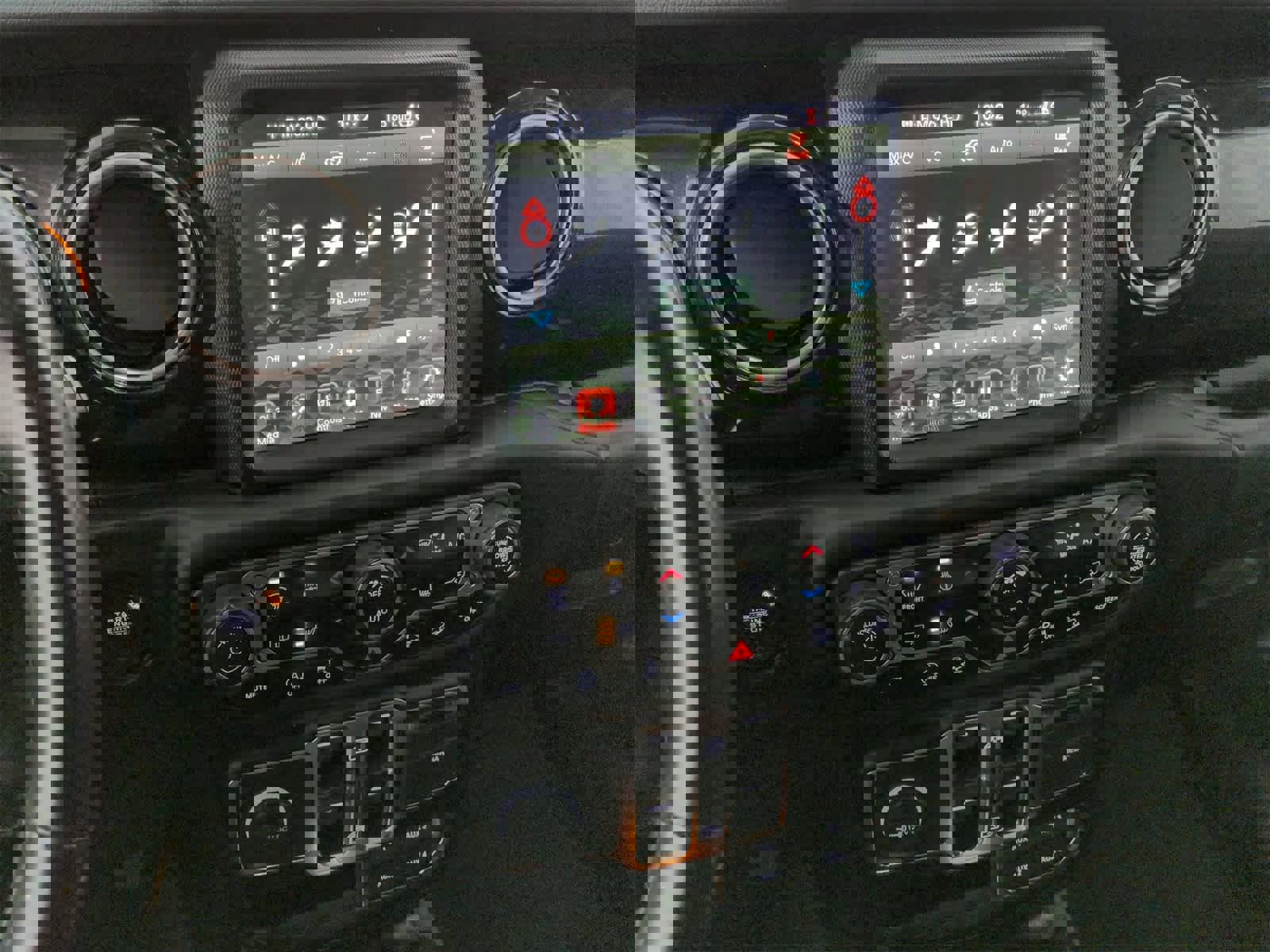 Certified 2020 Jeep Wrangler Unlimited Sahara image 28