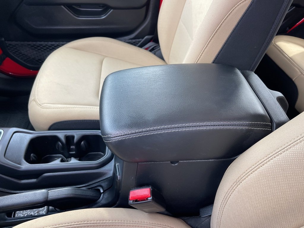 Used 2022 Jeep Wrangler Unlimited Sahara w/ LED Lighting Group image 14