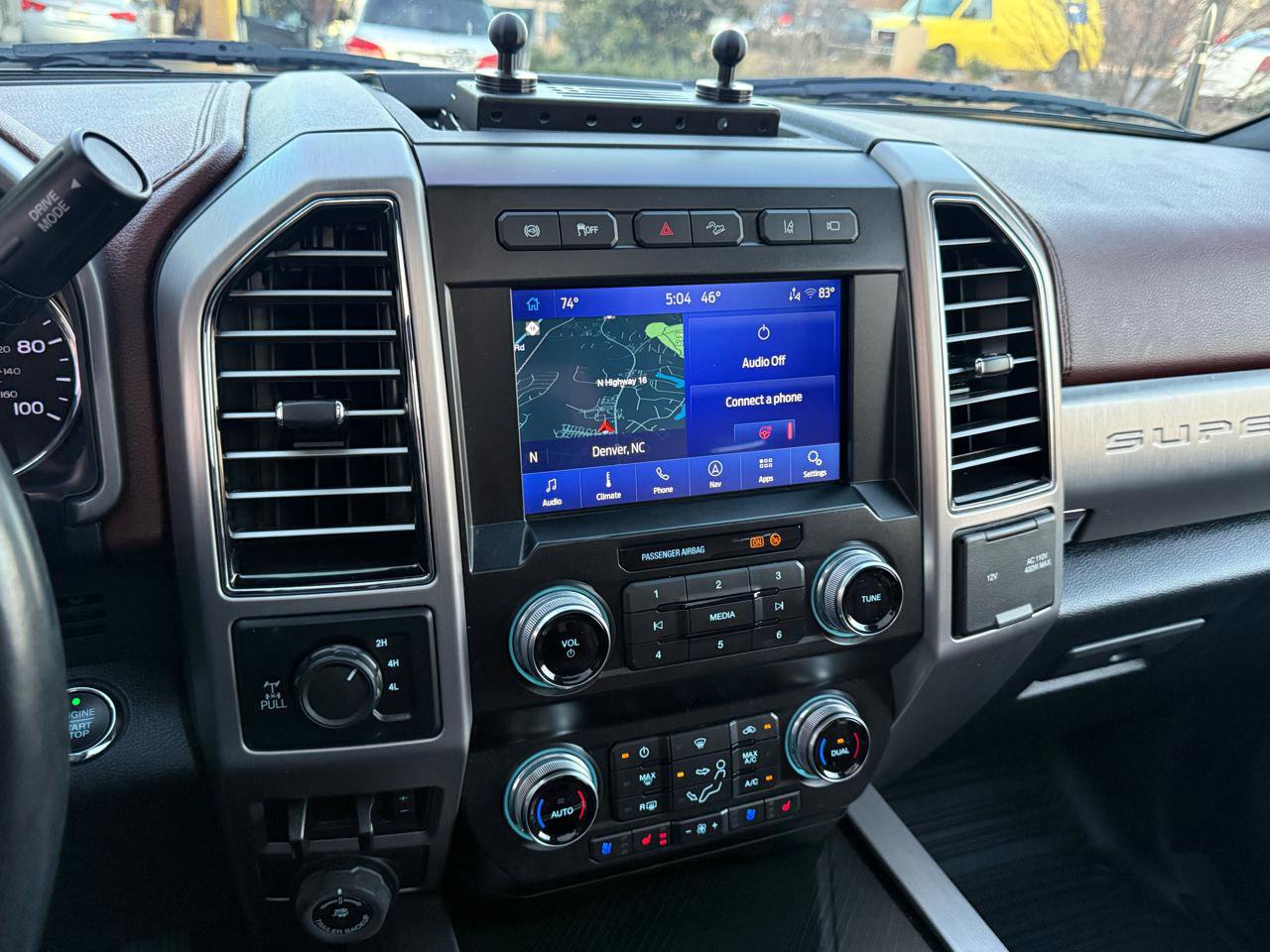 Used 2021 Ford F250 Platinum w/ FX4 Off-Road Package image 19