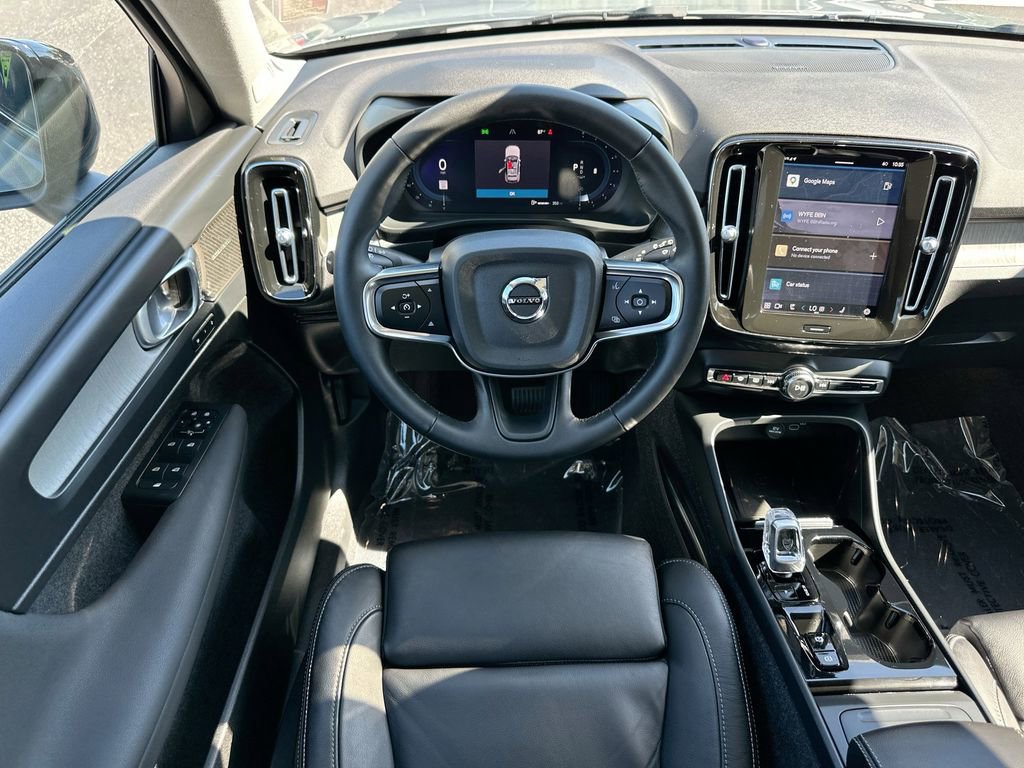 Used 2023 Volvo XC40 B5 Ultimate AWD/4WD image 22