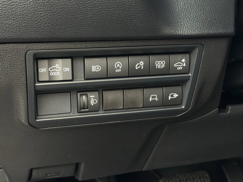 New 2026 Toyota Tundra SR5 AWD/4WD image 18