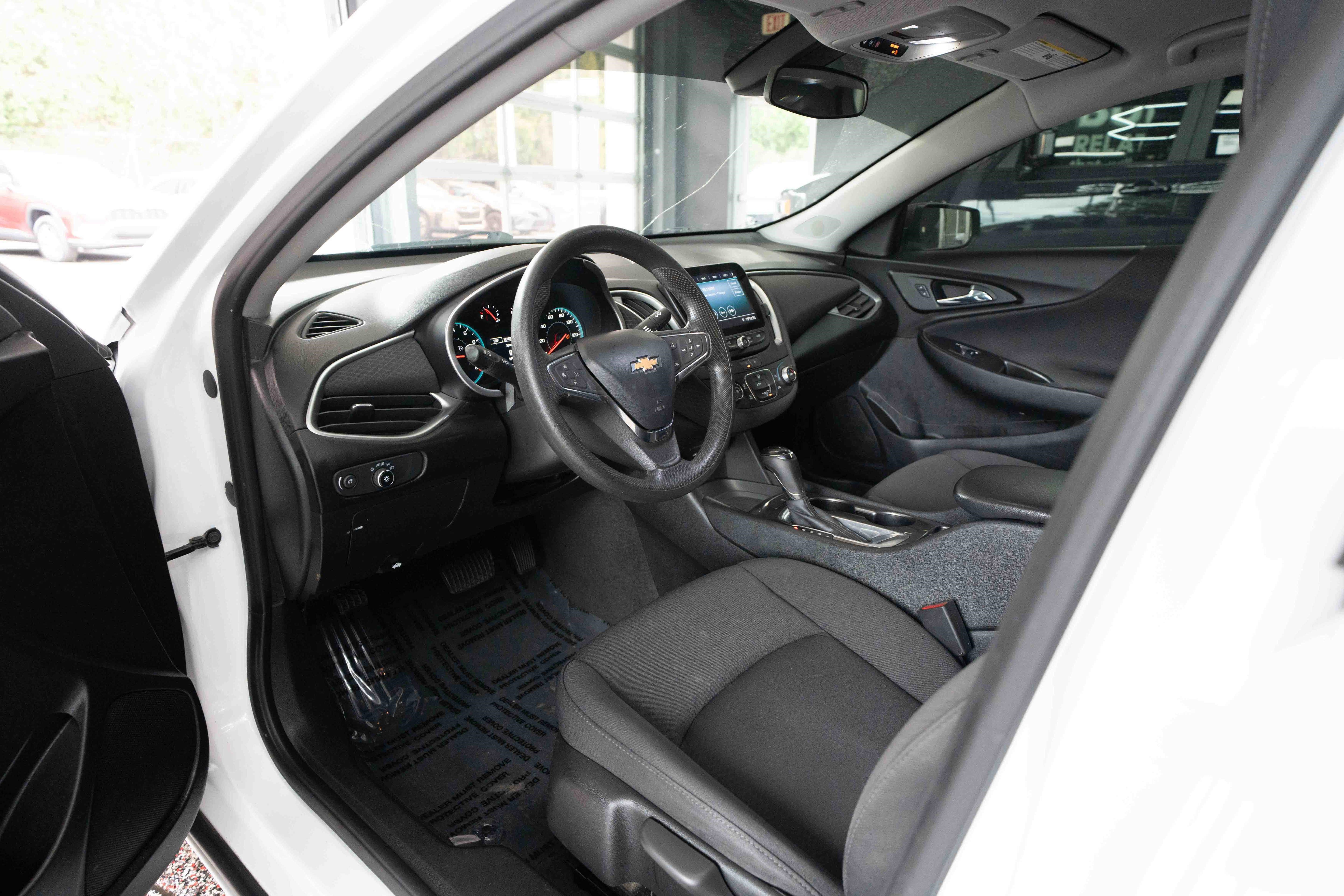 Used 2020 Chevrolet Malibu LS FWD image 8