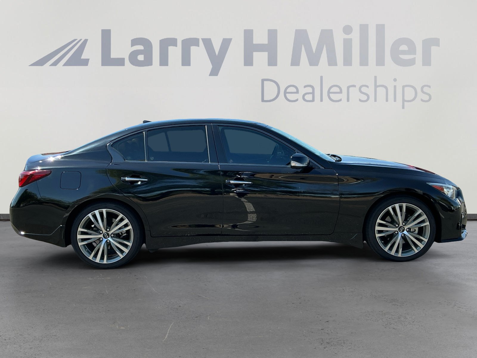 Used 2023 INFINITI Q50 Sensory RWD image 6