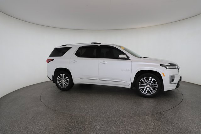 Used 2024 Chevrolet Traverse High Country image 24