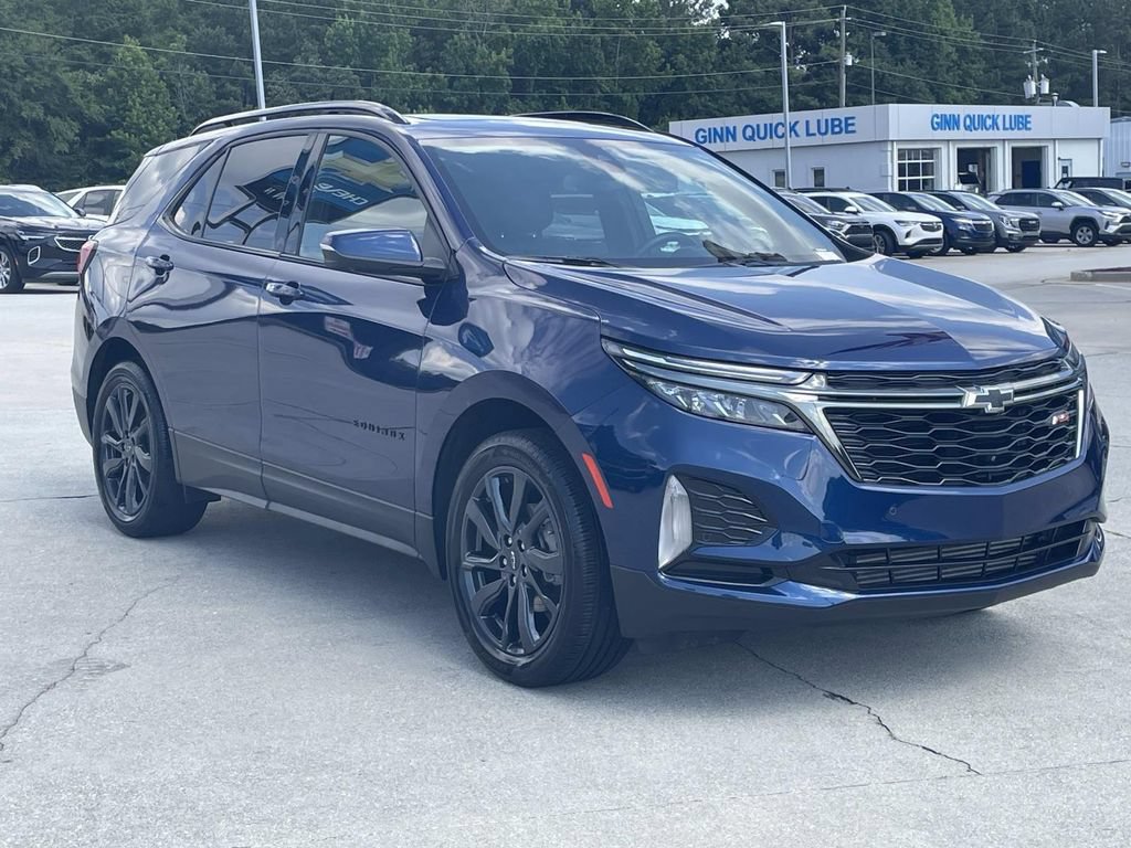 Used 2023 Chevrolet Equinox RS w/ RS Leather Package FWD image 5