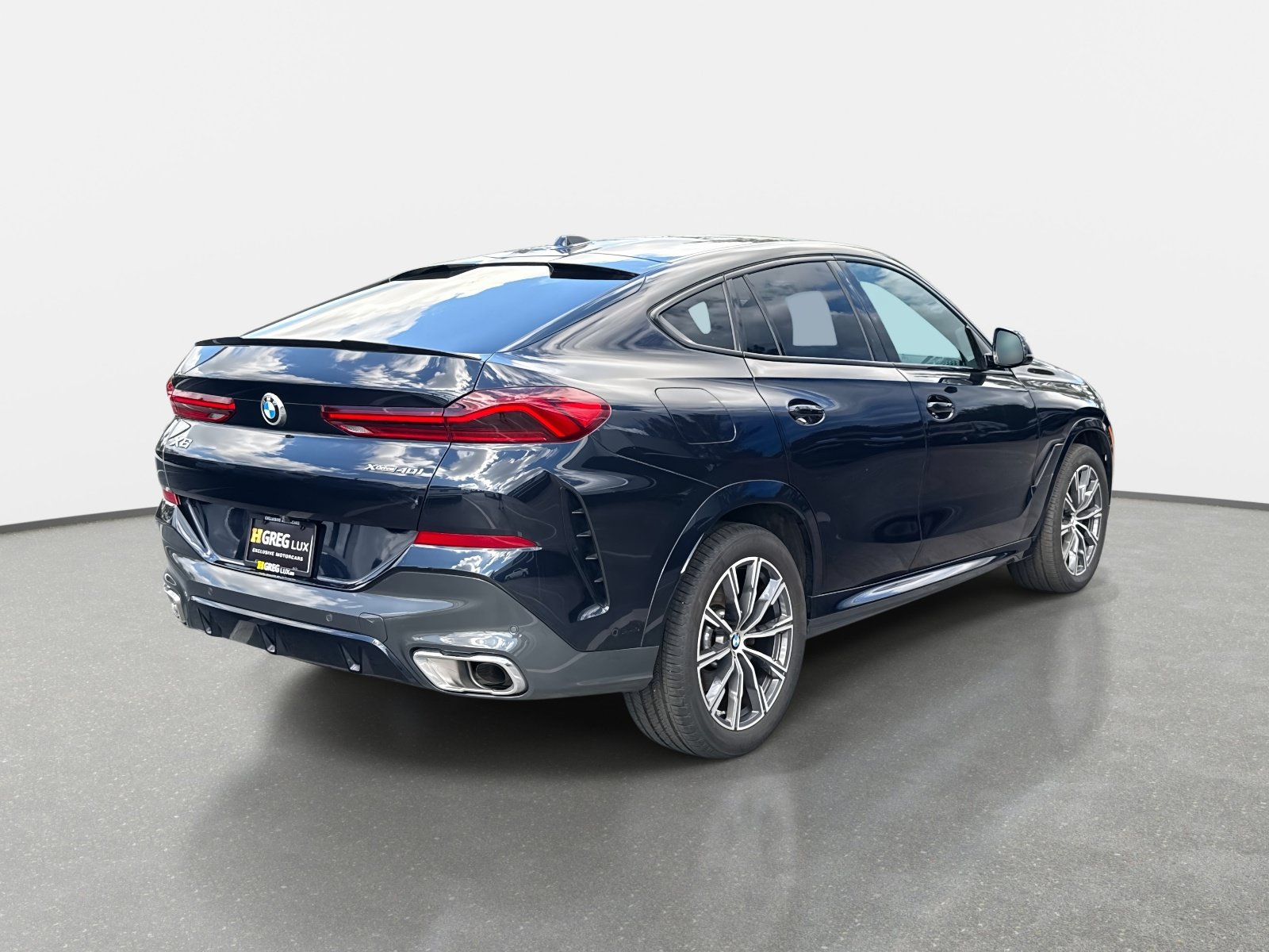 Used 2024 BMW X6 xDrive40i AWD/4WD image 3