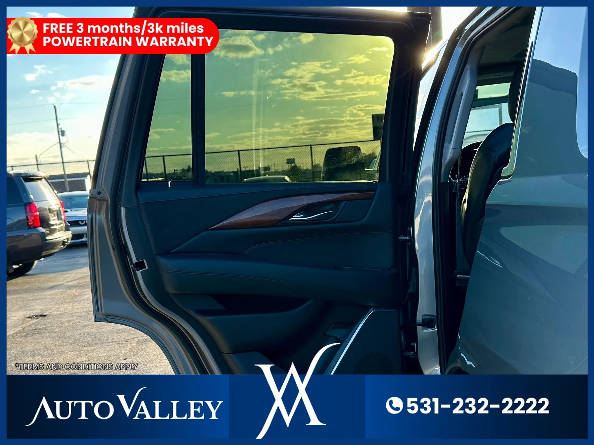 Used 2020 Cadillac Escalade Luxury AWD/4WD image 22