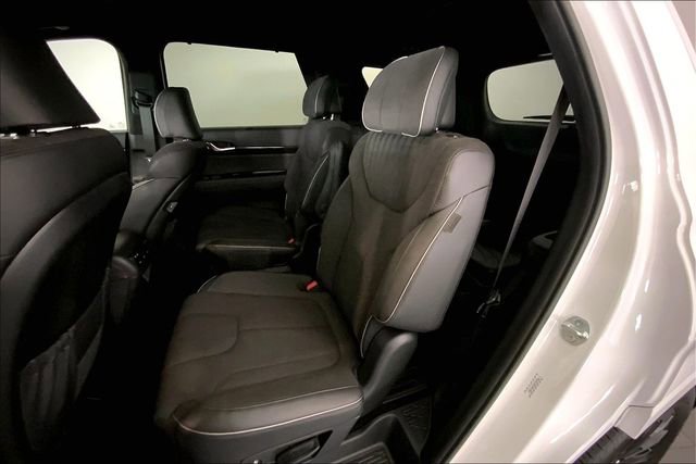 Used 2024 Hyundai Palisade Calligraphy image 9