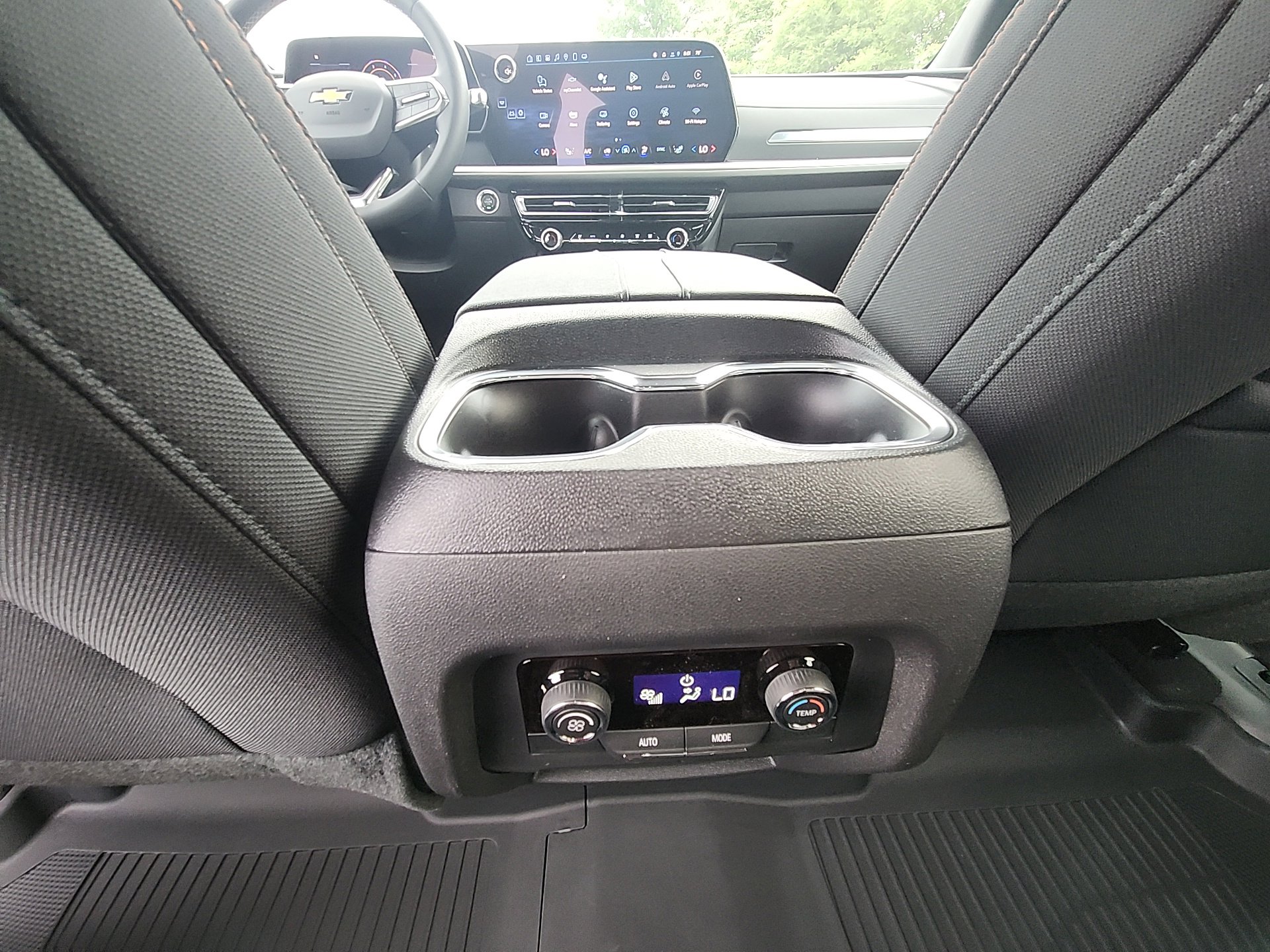 New 2025 Chevrolet Traverse LT w/ LPO, Cargo Package image 30