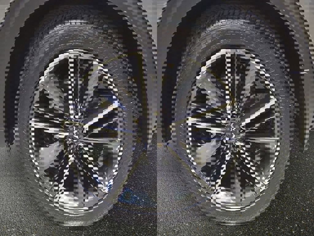 Used 2023 INFINITI QX55 Luxe w/ Cargo Package image 36