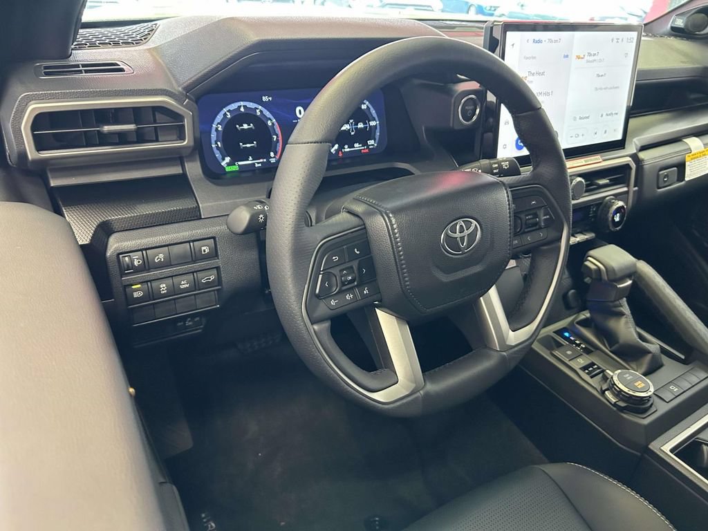 Used 2026 Toyota 4Runner Limited AWD/4WD image 15