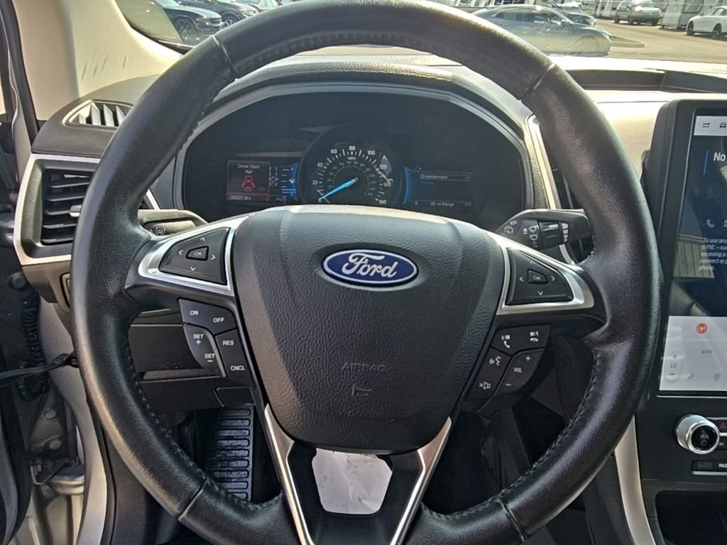 Used 2022 Ford Edge SEL image 15