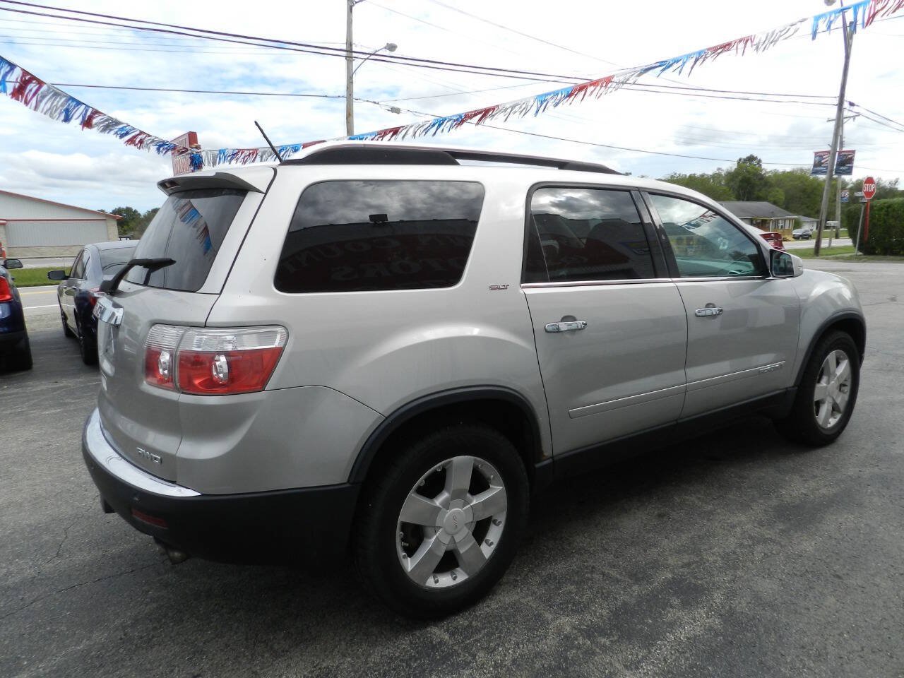 Used 2007 GMC Acadia SLT w/ Trailering Package AWD/4WD image 6