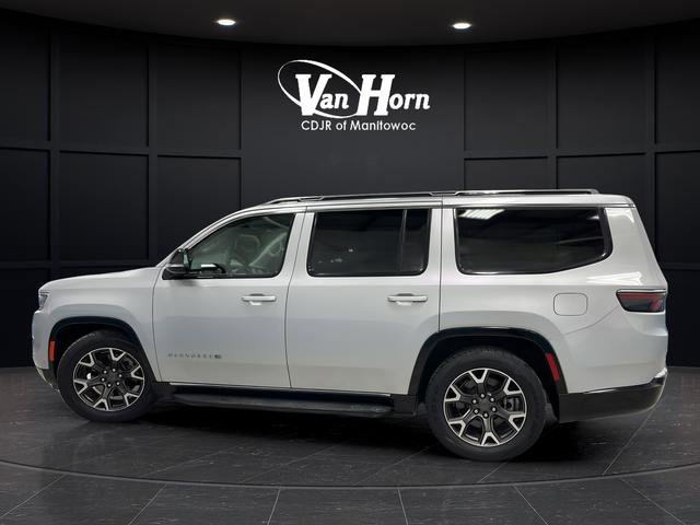 Used 2023 Jeep Wagoneer Series III w/ Preferred Equipment Group AWD/4WD image 6
