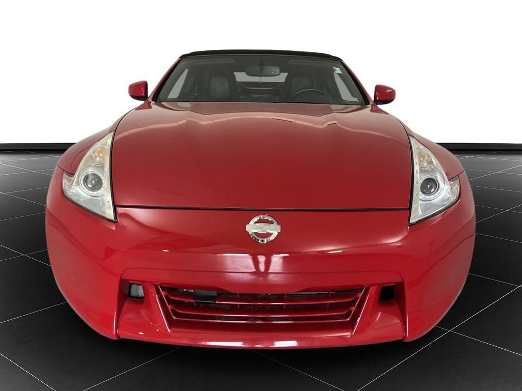 Used 2010 Nissan 370Z Touring w/ Sport Pkg image 8