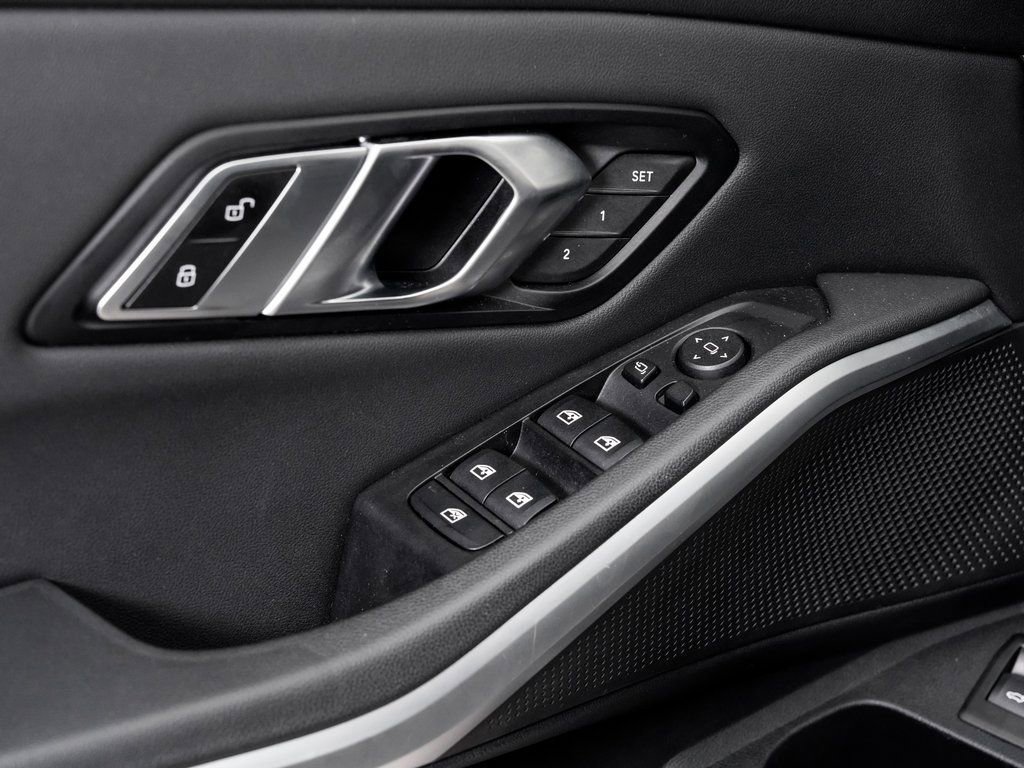 Used 2020 BMW 330i xDrive Sedan w/ Convenience Package image 8