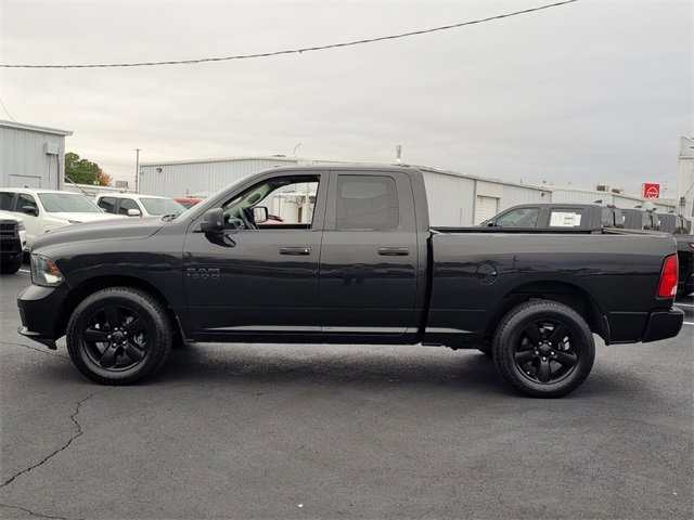 Used 2018 RAM 1500 Express w/ Black Ram 1500 Express Group image 4