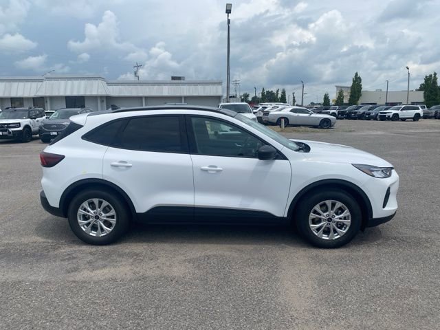 New 2025 Ford Escape Active w/ Active Premium Tech Pack FWD image 7