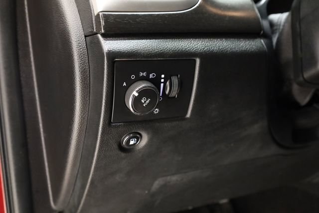 Used 2015 Jeep Grand Cherokee Altitude image 14