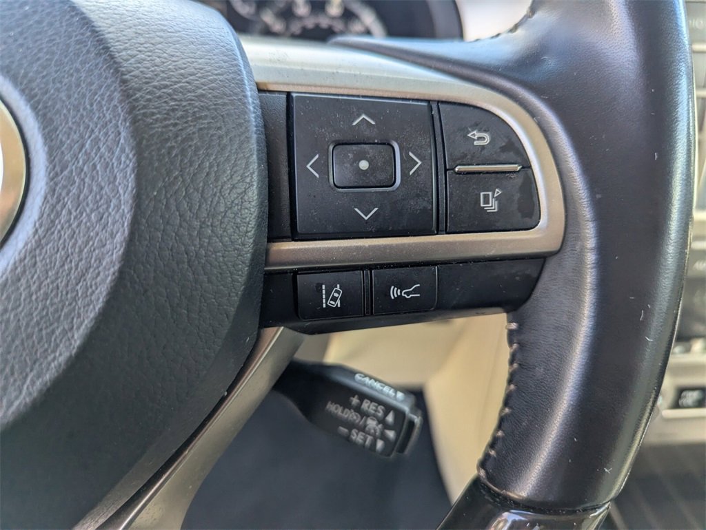 Used 2020 Lexus GX 460 Premium w/ Premium Package image 33