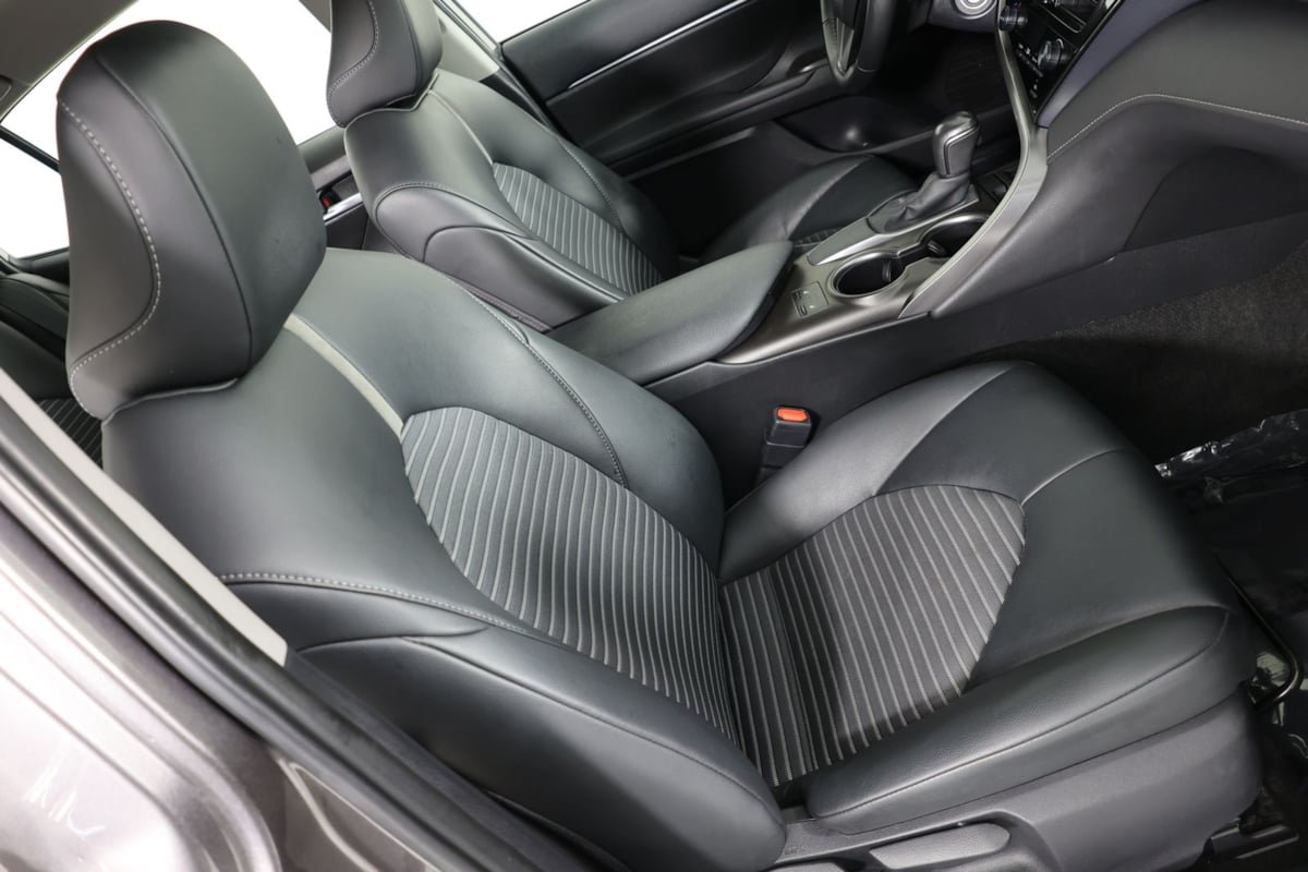 Used 2024 Toyota Camry SE FWD image 30