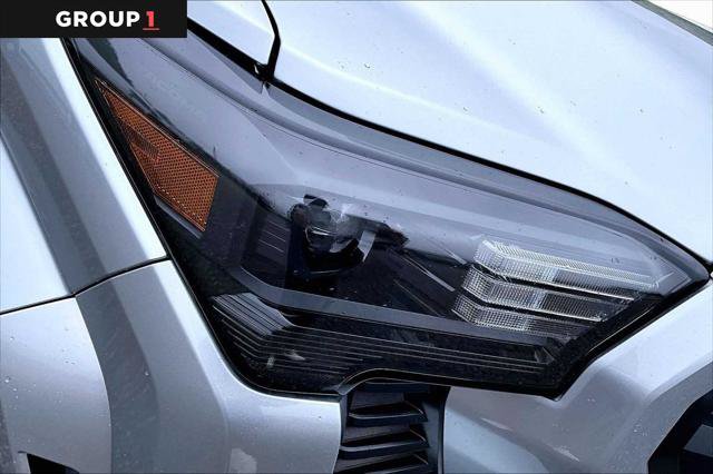 Certified 2025 Toyota Tacoma SR5 AWD/4WD image 27