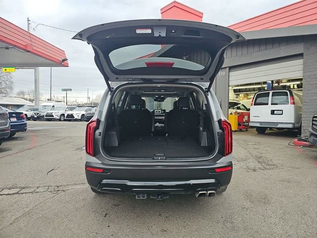 Used 2022 Kia Telluride EX w/ EX Premium Package image 11