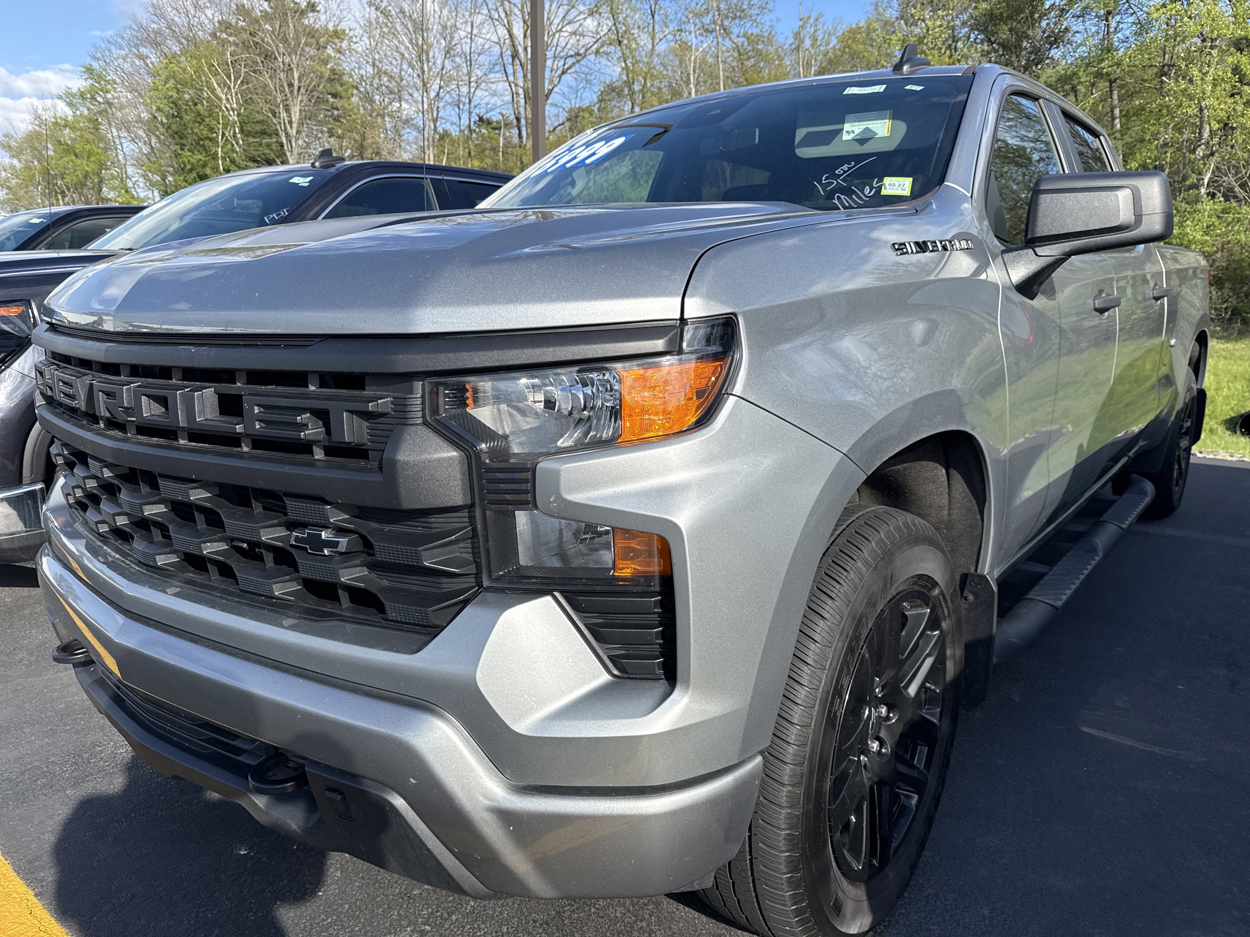 Used 2024 Chevrolet Silverado 1500 Custom w/ Rally Edition AWD/4WD image 1