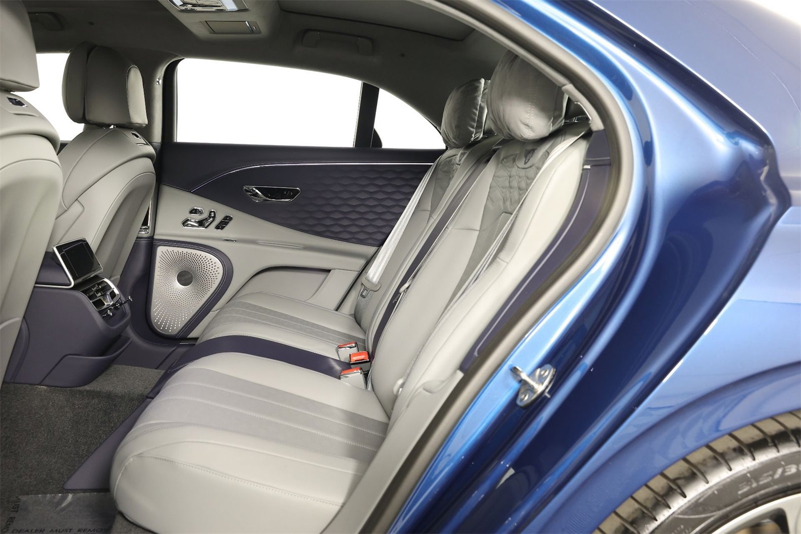 New 2025 Bentley Flying Spur Plug-In Hybrid image 26