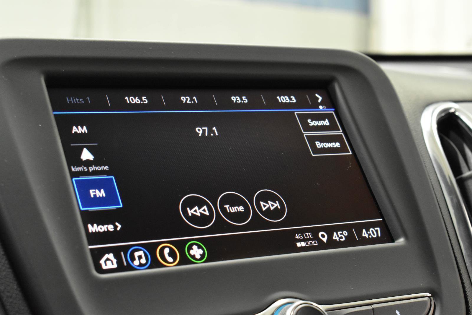 Used 2023 Chevrolet Equinox LT image 15