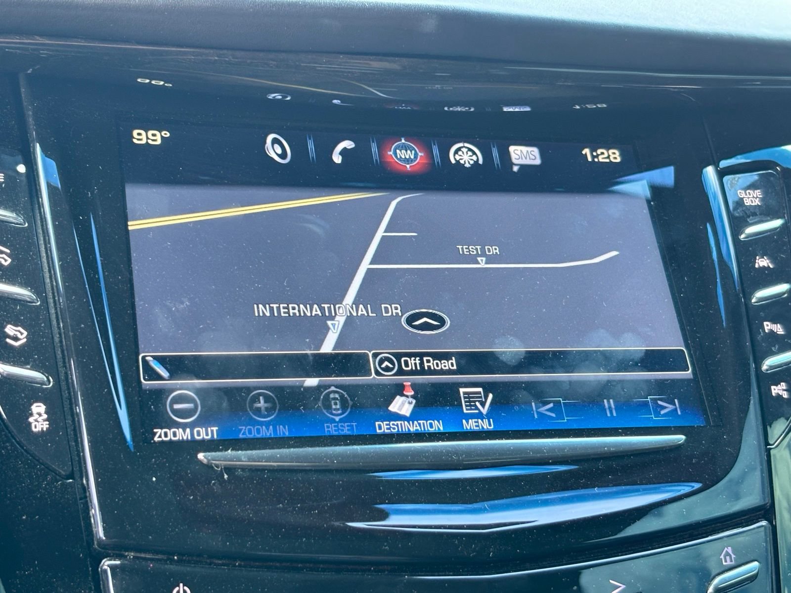 Used 2019 Cadillac Escalade ESV Platinum RWD image 12