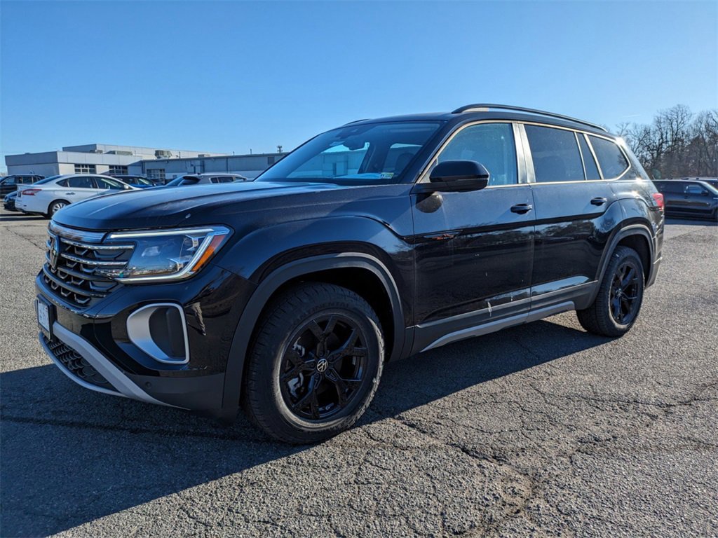 New 2024 Volkswagen Atlas Peak Edition SEL image 8