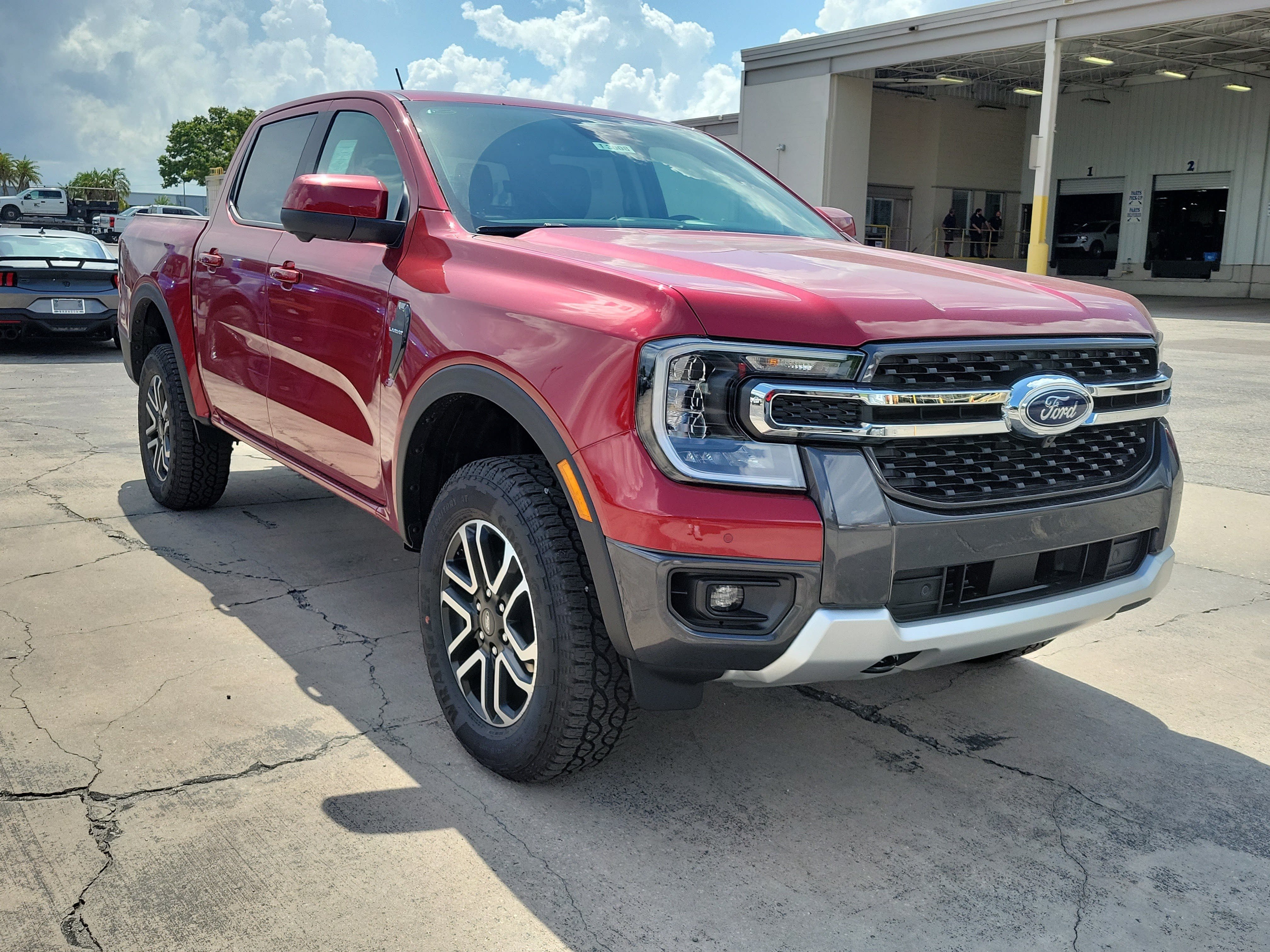 New 2026 Ford Ranger Lariat w/ FX4 Off-Road Package AWD/4WD image 2
