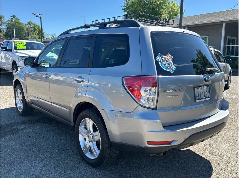 Used 2010 Subaru Forester 2.5X Premium image 5
